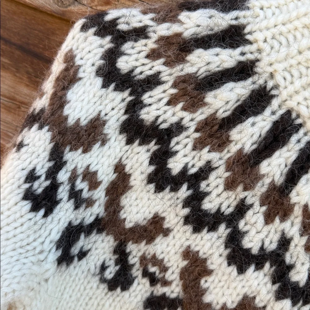 Vintage handmade chunky knit wooly cardigan angora? - Picture 5 of 7